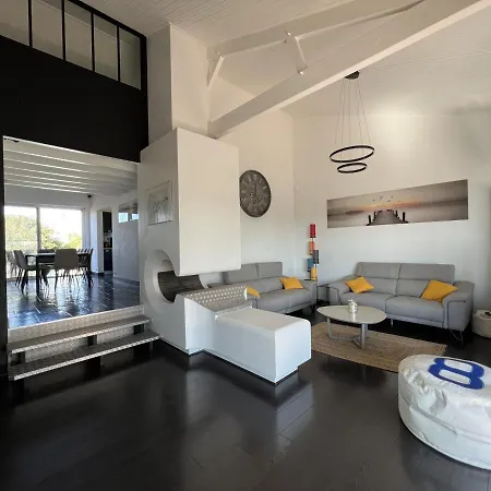 Villa Les Sables-d'olonne, 5 Pieces, 8 Personnes - Fr-1-485-143